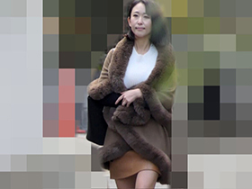 玄関開けたら２秒でレイプ！！　ノンストップノーカット陵辱・・・ひたすら、ただひたすら何度も何度も生中出し輪姦され続ける巨乳美熟妻！ サンプル動画サムネイル